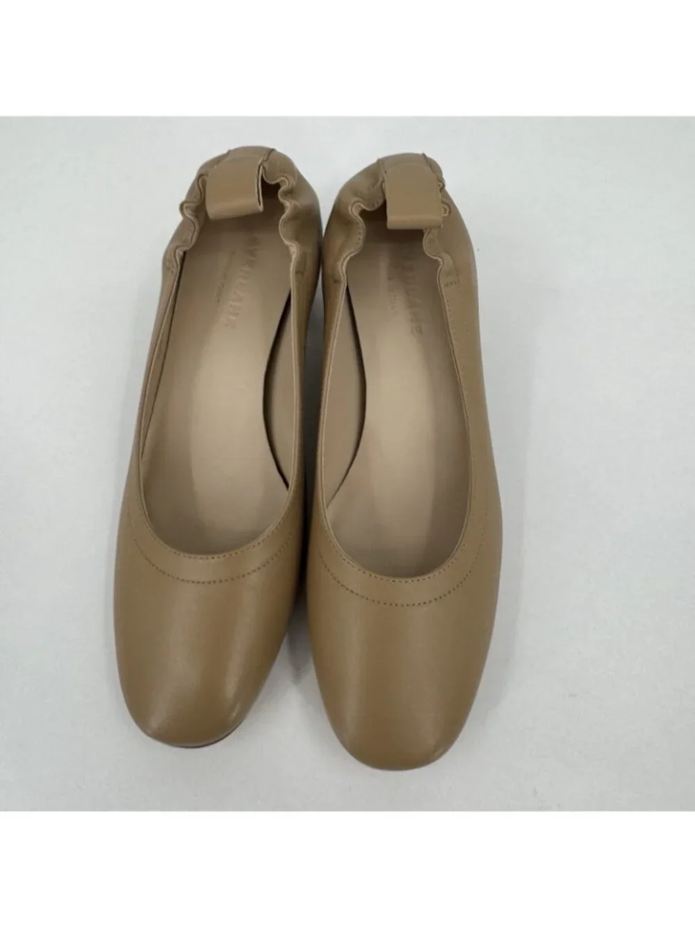 Everlane Italian Leather Day Heel Light Taupe 6 Women's Elastic Back Comfort